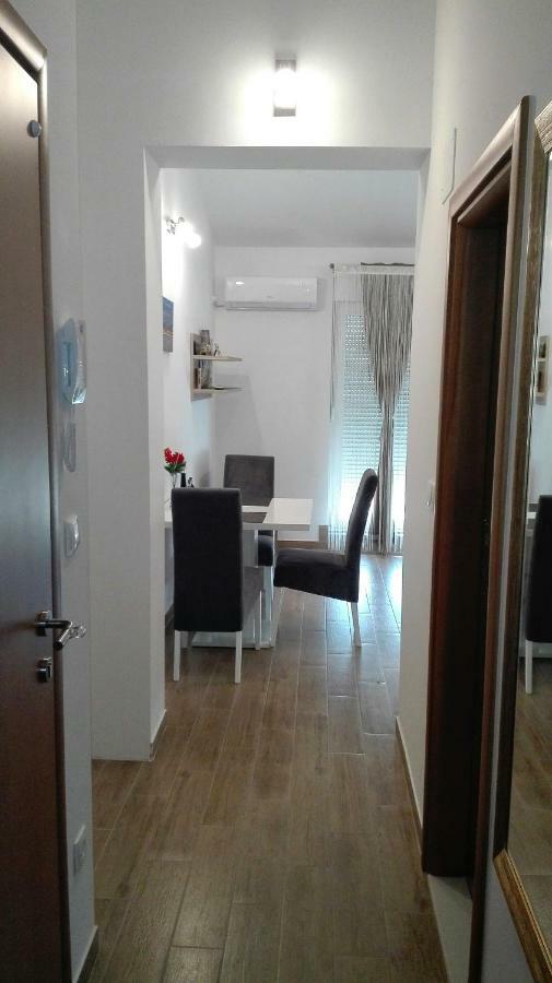 Appartement Sibenska Oaza à Šibenik Extérieur photo